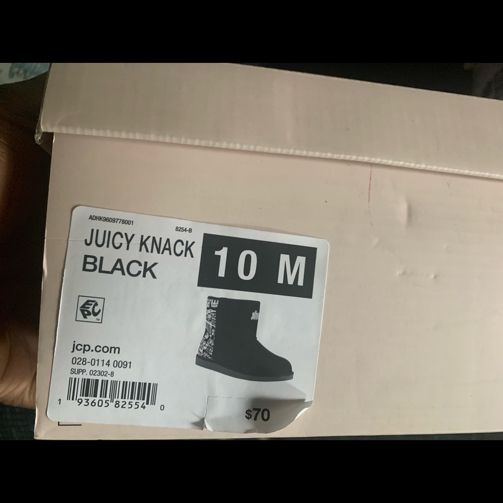 Brand new black bootie